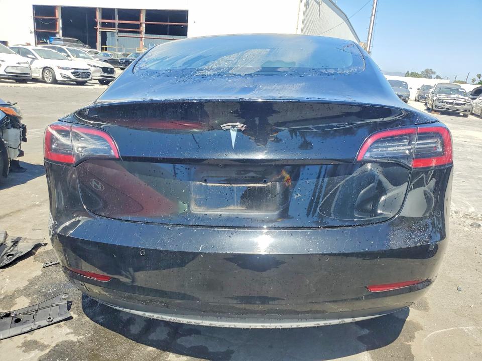 Продажа на аукционе авто 2022 Tesla Model 3, vin: 5YJ3E1EA8NF289689, номер лота: 57665216