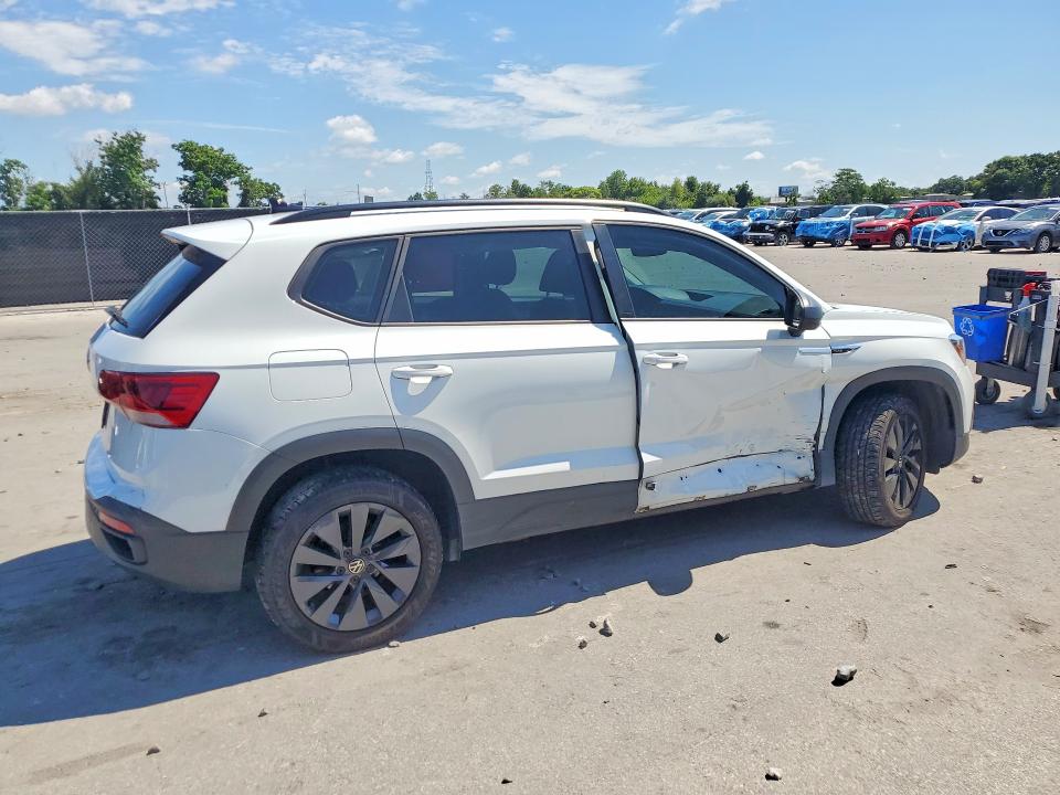 56934526 :رقم المزاد ، 3VVDX7B27PM307436 vin ، 2023 Volkswagen Taos مزاد بيع