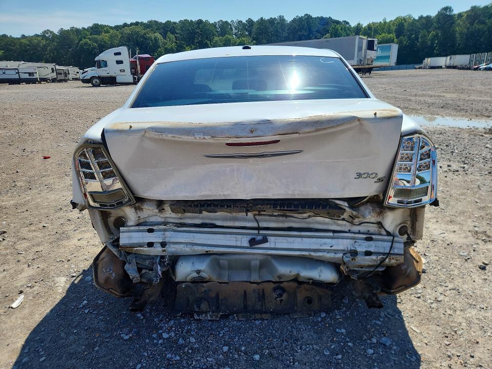 2013 Chrysler 300 მანქანა იყიდება აუქციონზე, vin: 2C3CCABG2DH740028, აუქციონის ნომერი: 55516546