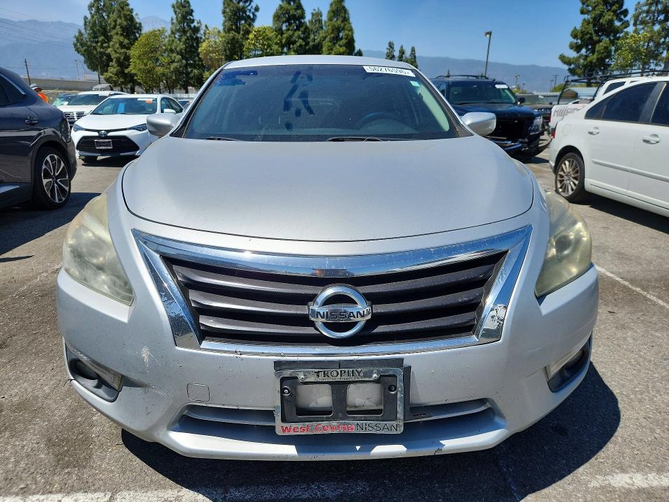 2014 Nissan Altima მანქანა იყიდება აუქციონზე, vin: 1N4AL3AP3EC428875, აუქციონის ნომერი: 56276596