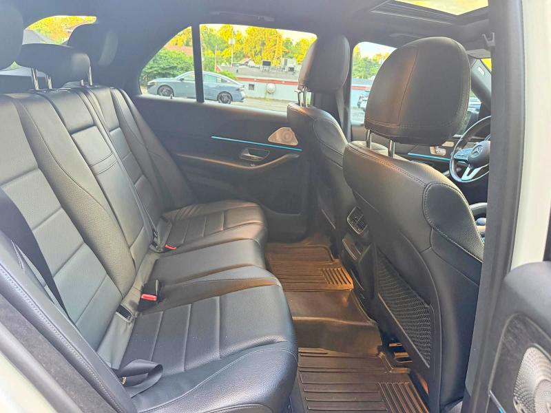 57438756 :رقم المزاد ، 4JGFB4KB8NA597776 vin ، 2022 Mercedes-benz Gle مزاد بيع