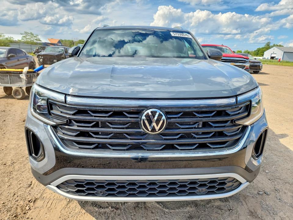 57556676 :رقم المزاد ، 1V2BE2CA7RC227948 vin ، 2024 Volkswagen Atlas Cross Sport مزاد بيع