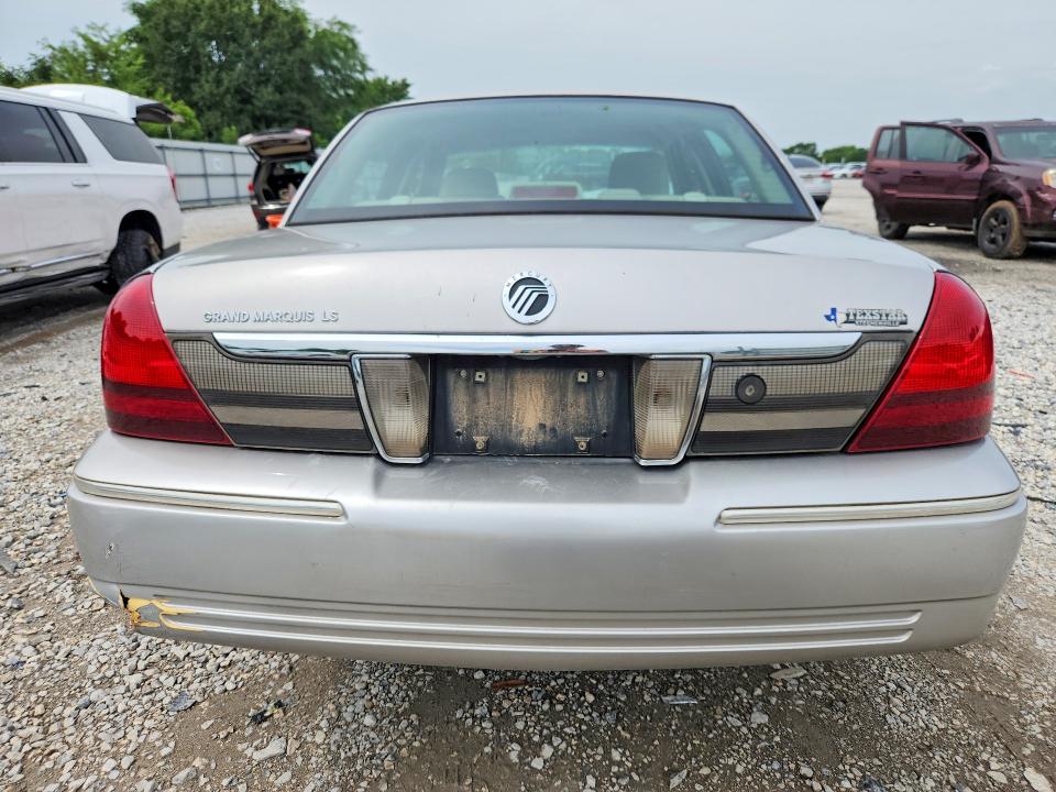 58609136 :رقم المزاد ، 2MEBM7FV8AX612473 vin ، 2010 Mercury Grand Marquis مزاد بيع