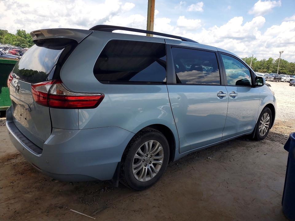 Продажа на аукционе авто 2017 Toyota Sienna, vin: 5TDYZ3DCXHS871186, номер лота: 55482796