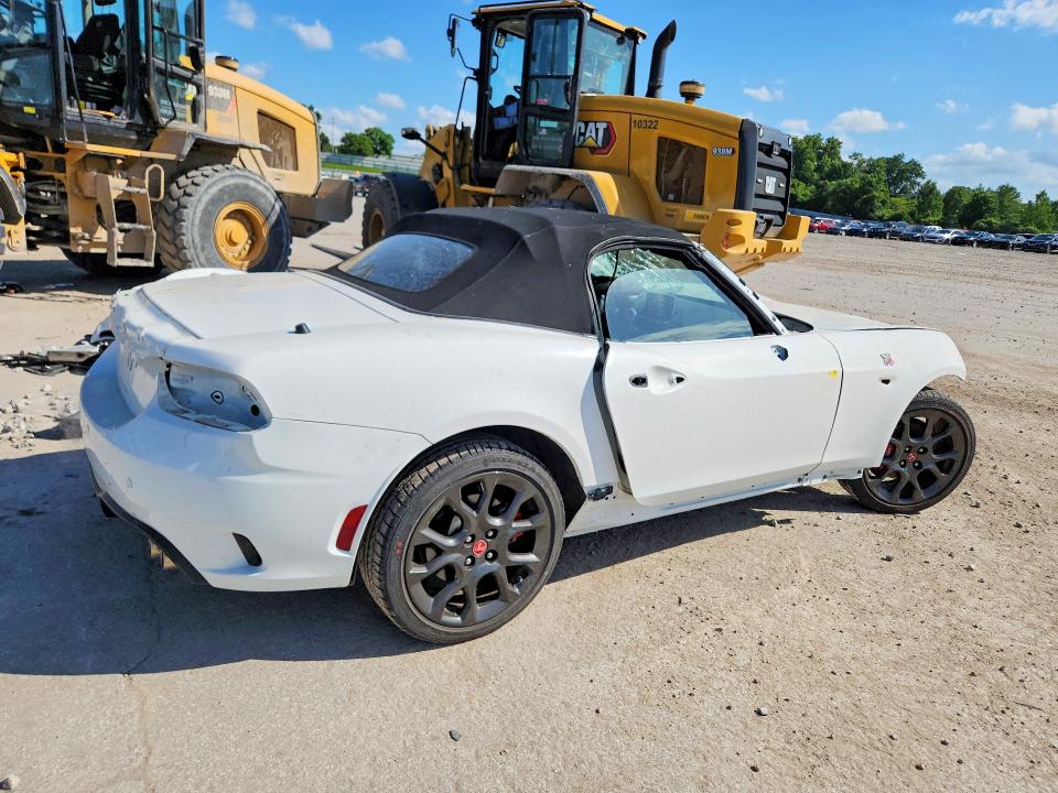2019 Fiat 124 Spider მანქანა იყიდება აუქციონზე, vin: JC1NFAEK9K0142898, აუქციონის ნომერი: 56640156