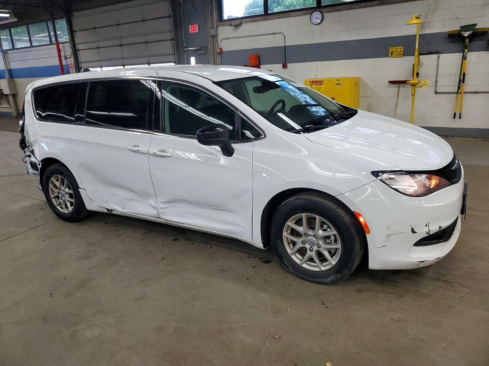 2024 Chrysler Voyager მანქანა იყიდება აუქციონზე, vin: 2C4RC1CG2RR189296, აუქციონის ნომერი: 57257906