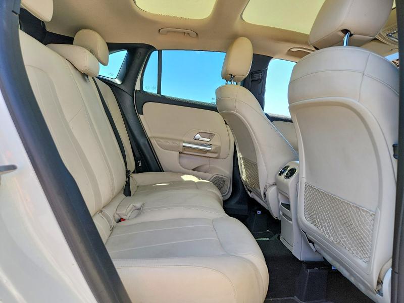 56154696 :رقم المزاد ، W1N4N4HB2MJ315634 vin ، 2021 Mercedes-benz Gla مزاد بيع