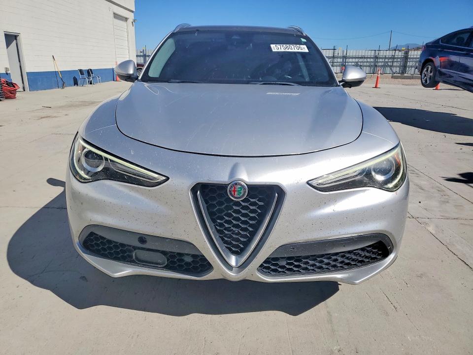 2018 Alfa Romeo Stelvio მანქანა იყიდება აუქციონზე, vin: ZASFAKBN1J7B97630, აუქციონის ნომერი: 57580706