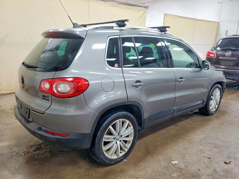 Продажа на аукционе авто 2010 Volkswagen Tiguan, vin: WVGBV7AX6AW509549, номер лота: 55495516