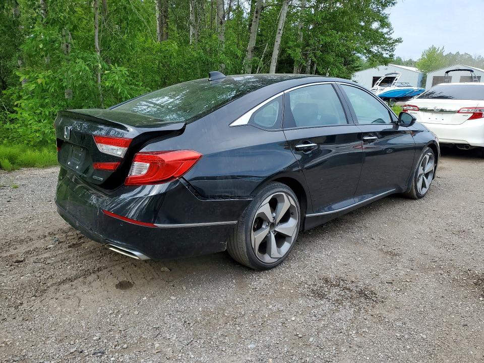 Продажа на аукционе авто 2018 Honda Accord, vin: 1HGCV1F97JA807929, номер лота: 58051606