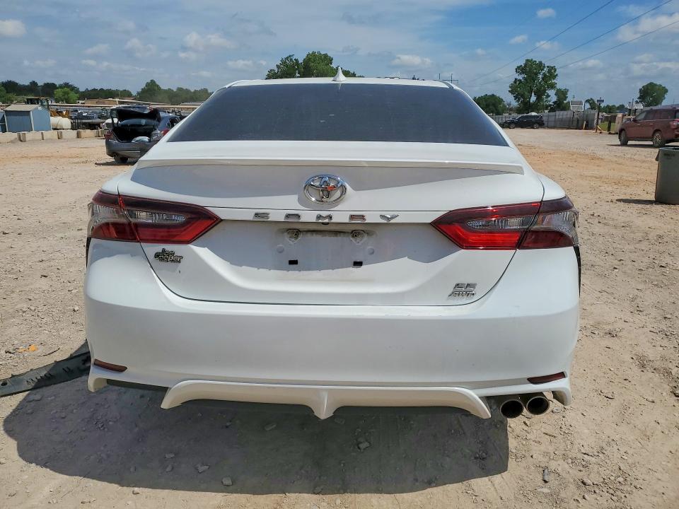 2022 Toyota Camry მანქანა იყიდება აუქციონზე, vin: 4T1G11BK3NU069972, აუქციონის ნომერი: 55755086