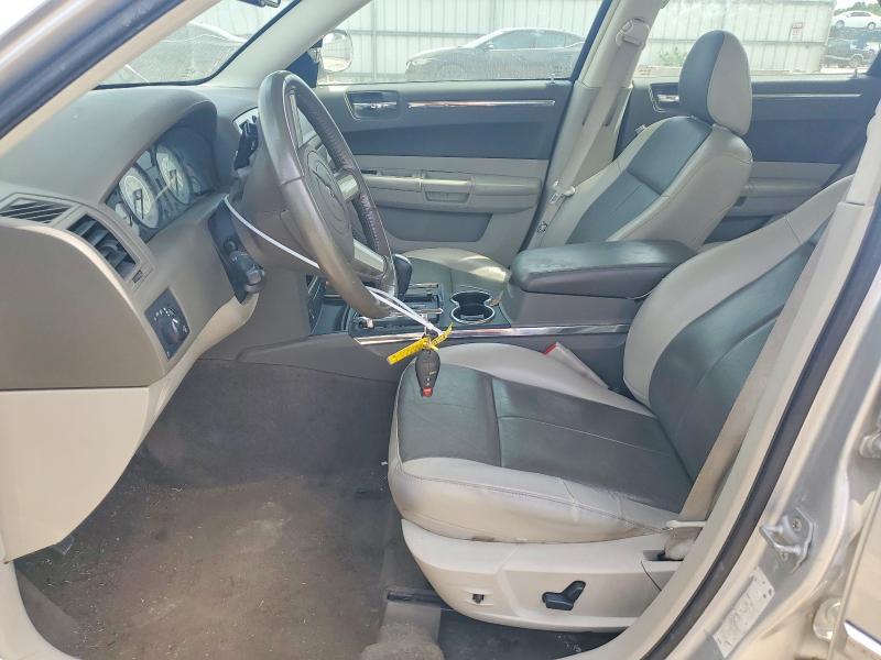 57236796 :رقم المزاد ، 2C3LA53G98H225271 vin ، 2008 Chrysler 300 مزاد بيع