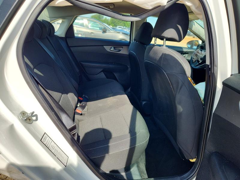 57718966 :رقم المزاد ، 3KPF24AD3KE053394 vin ، 2019 Kia Forte مزاد بيع