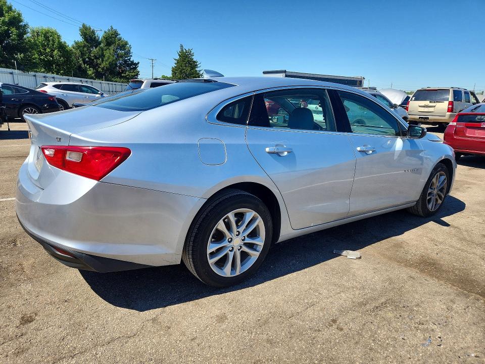 Auction sale of the 2017 Chevrolet Malibu, vin: 1G1ZE5STXHF204979, lot number: 55990286