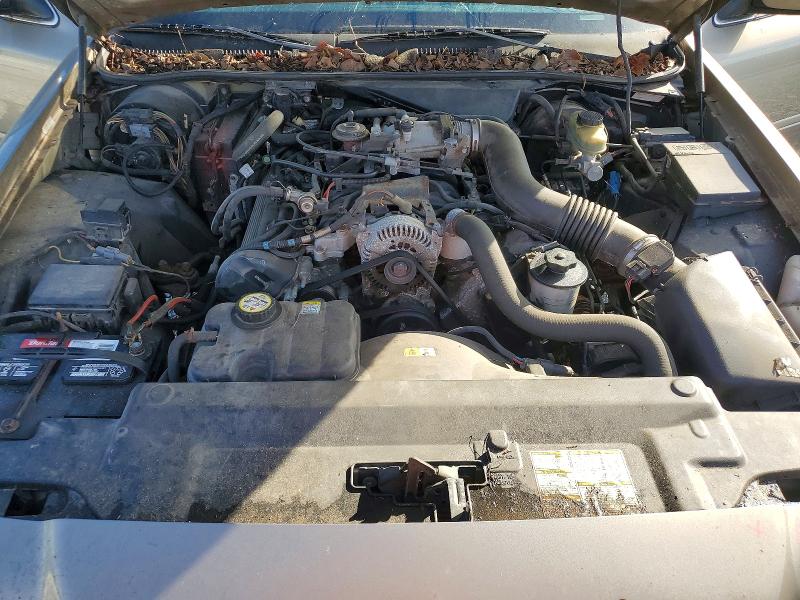 Продаж на аукціоні авто 2002 Ford Crown Victoria, vin: 2FAFP73W02X101208, номер лоту: 58352796