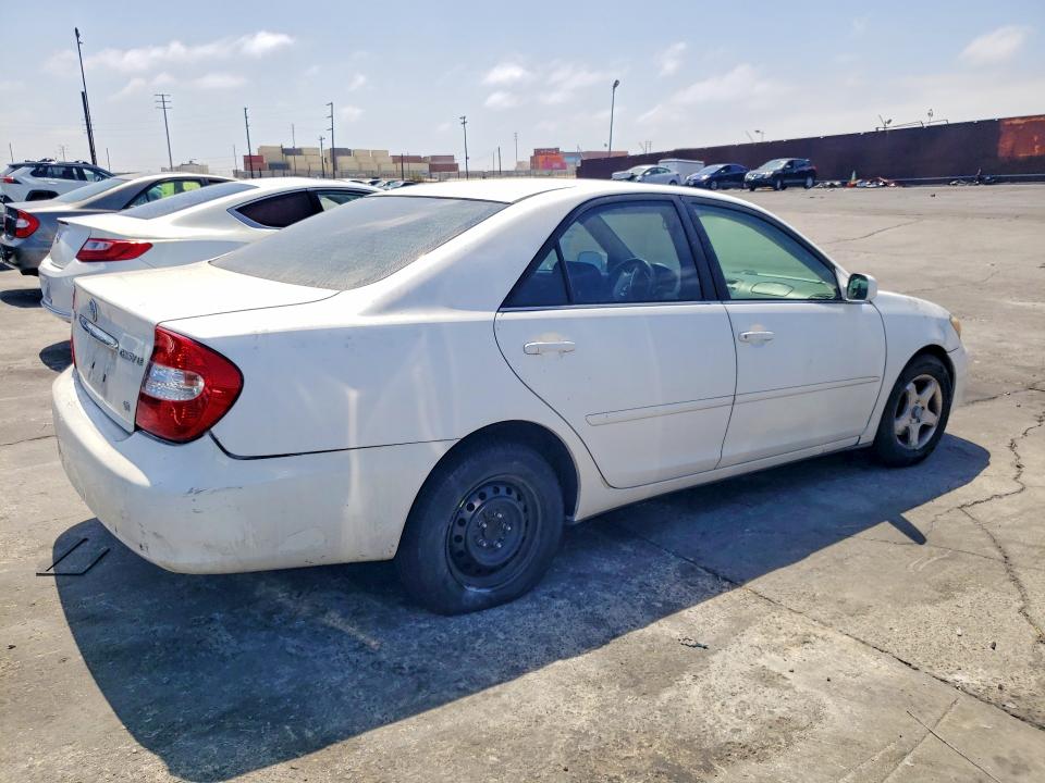2003 Toyota Camry მანქანა იყიდება აუქციონზე, vin: 4T1BF32K03U060523, აუქციონის ნომერი: 55607896