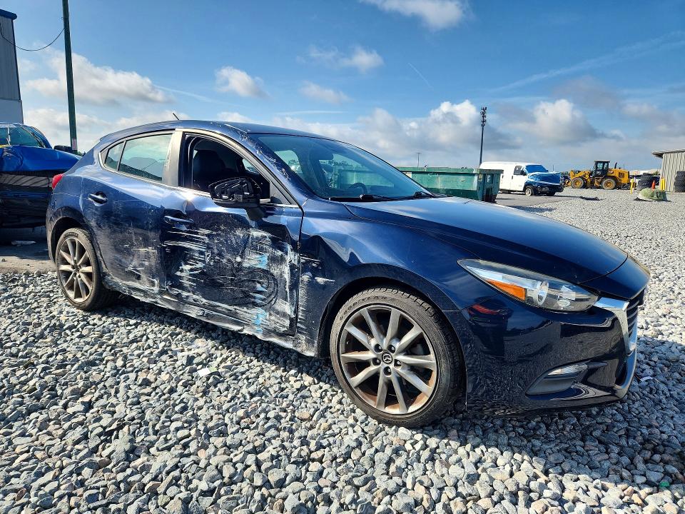 2018 Mazda 3 მანქანა იყიდება აუქციონზე, vin: 3MZBN1L31JM227151, აუქციონის ნომერი: 55987256