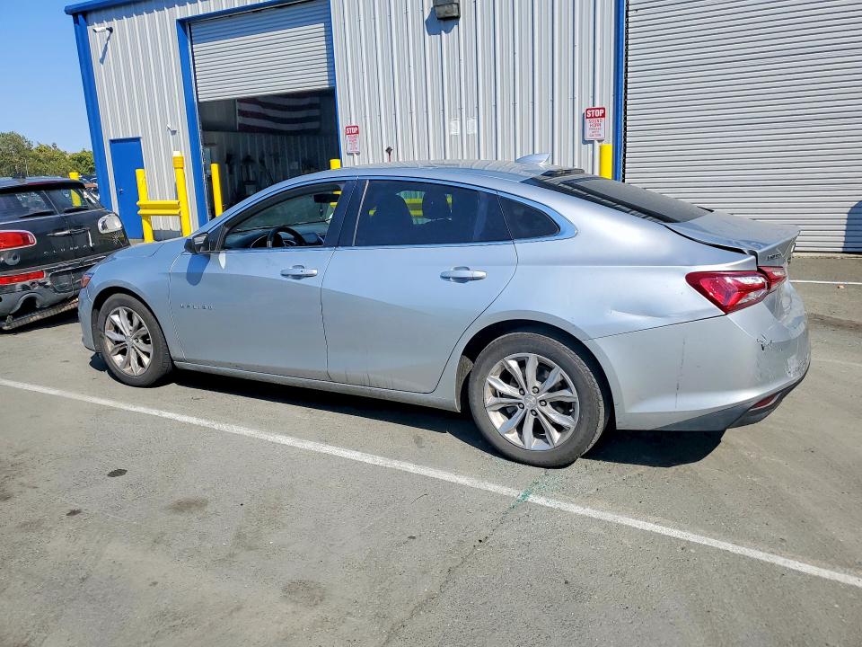 Продажа на аукционе авто 2021 Chevrolet Malibu, vin: 1G1ZD5ST7MF017504, номер лота: 57872036