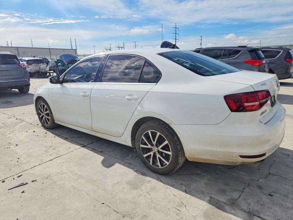 57177666 :رقم المزاد ، 3VWDB7AJ0HM207456 vin ، 2017 Volkswagen Jetta مزاد بيع