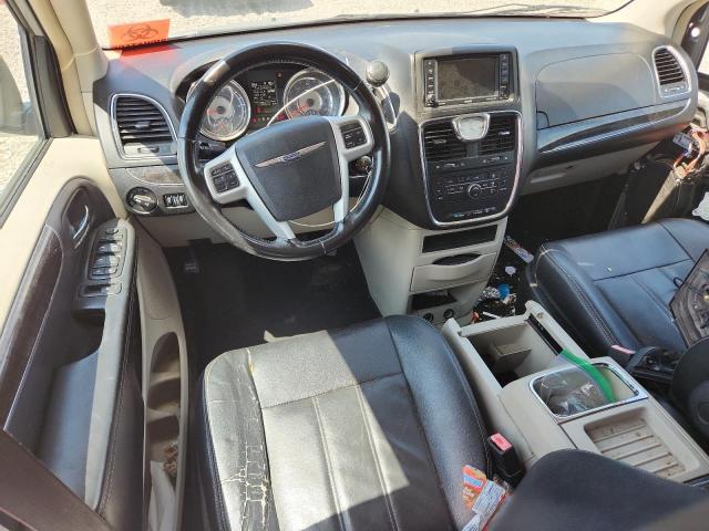 58193416 :رقم المزاد ، 2C4RC1BGXFR600876 vin ، 2015 Chrysler Town & Country مزاد بيع
