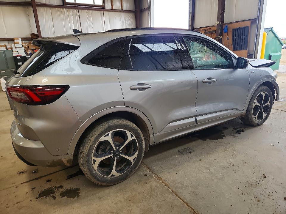 Продаж на аукціоні авто 2023 Ford Escape, vin: 1FMCU9PZ1PUA89019, номер лоту: 57542326