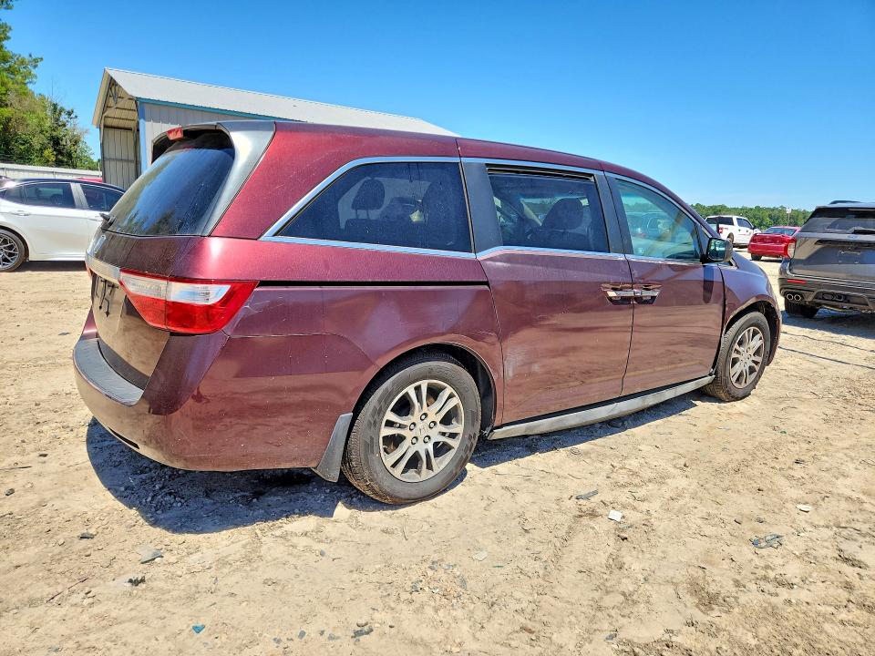 2011 Honda Odyssey მანქანა იყიდება აუქციონზე, vin: 5FNRL5H64BB073638, აუქციონის ნომერი: 58062656