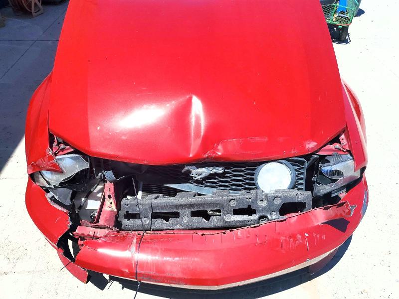 56270686 :رقم المزاد ، 1ZVHT82H085187229 vin ، 2008 Ford Mustang مزاد بيع