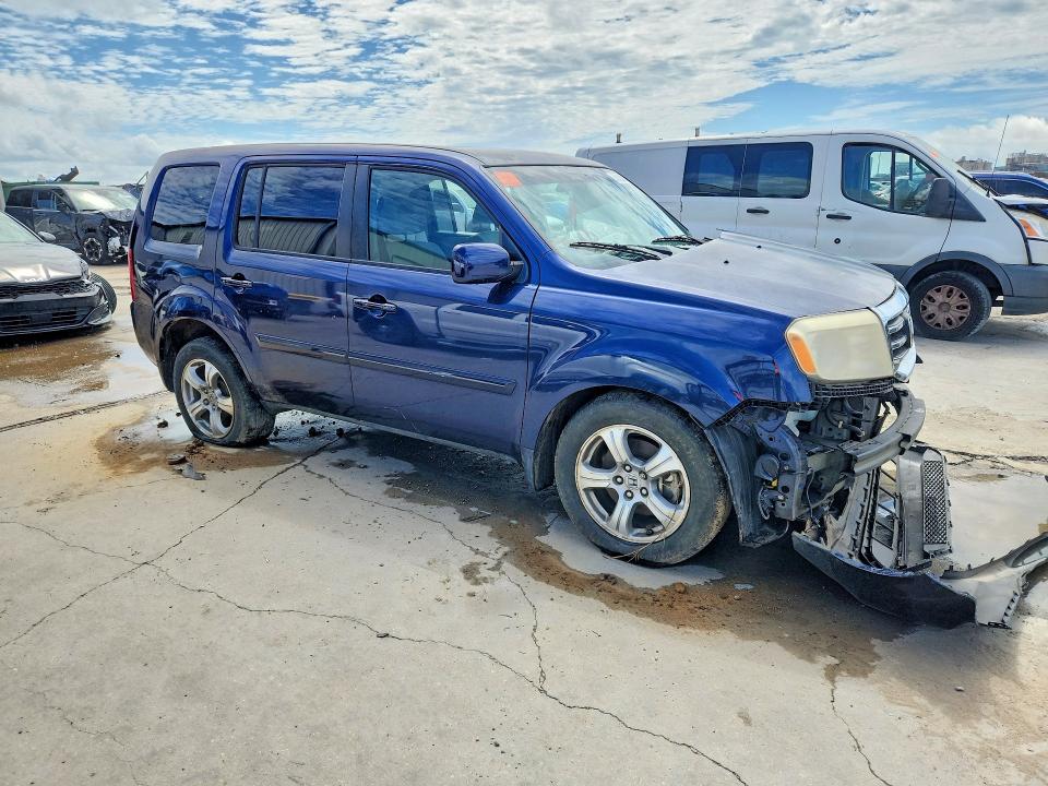 55980816 :رقم المزاد ، 5FNYF3H45DB018589 vin ، 2013 Honda Pilot مزاد بيع