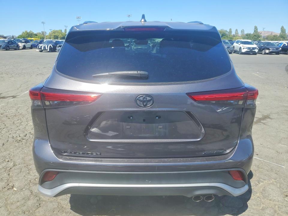 58792756 :رقم المزاد ، 5TDJZRBH4MS086398 vin ، 2021 Toyota Highlander مزاد بيع