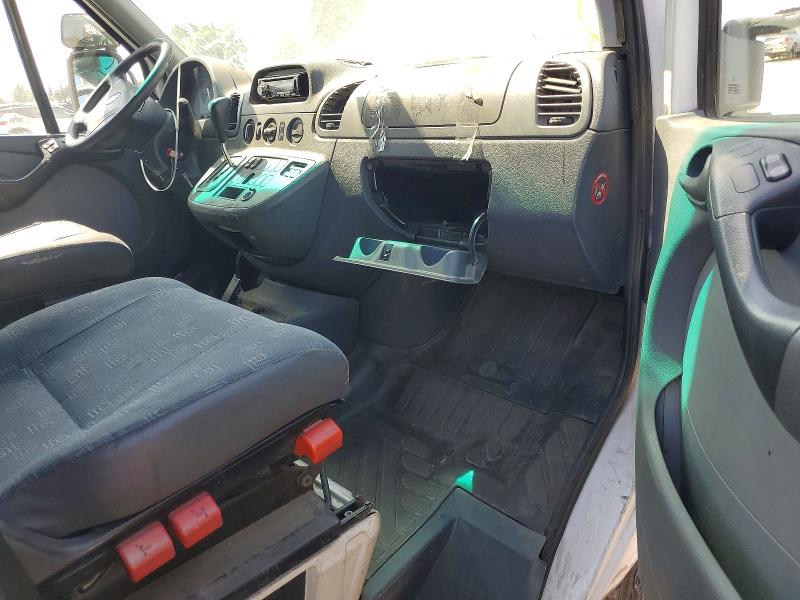 55422946 :رقم المزاد ، WD2PD744855745886 vin ، 2005 Dodge Sprinter مزاد بيع