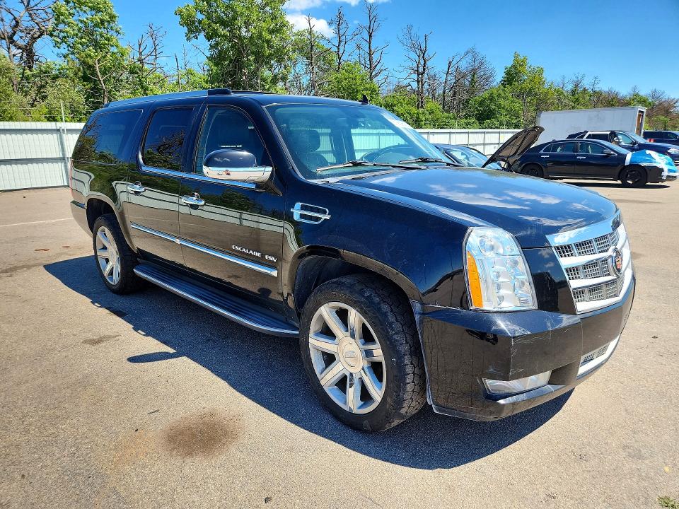 Продажа на аукционе авто 2014 Cadillac Escalade, vin: 1GYS4KEF6ER139102, номер лота: 57969816