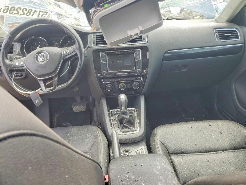57182296 :رقم المزاد ، 3VWL17AJXHM268165 vin ، 2017 Volkswagen Jetta مزاد بيع