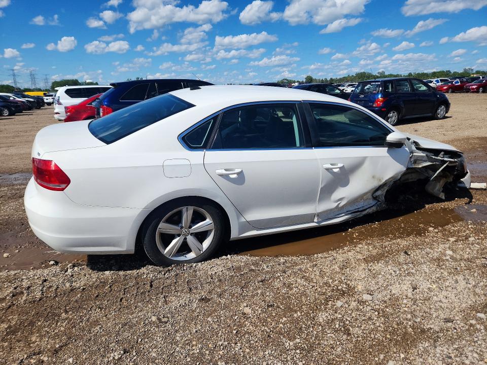 57043226 :رقم المزاد ، 1VWAT7A3XEC030929 vin ، 2014 Volkswagen Passat مزاد بيع