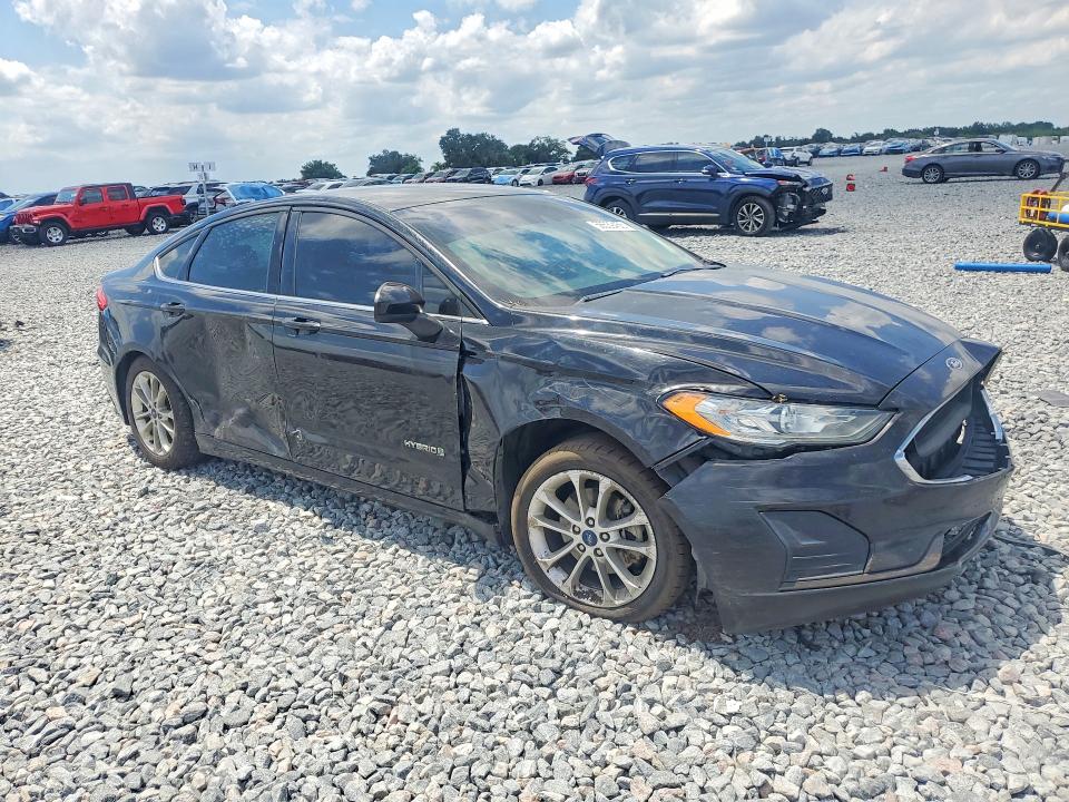 Продажа на аукционе авто 2019 Ford Fusion, vin: 3FA6P0LU3KR262785, номер лота: 56539456