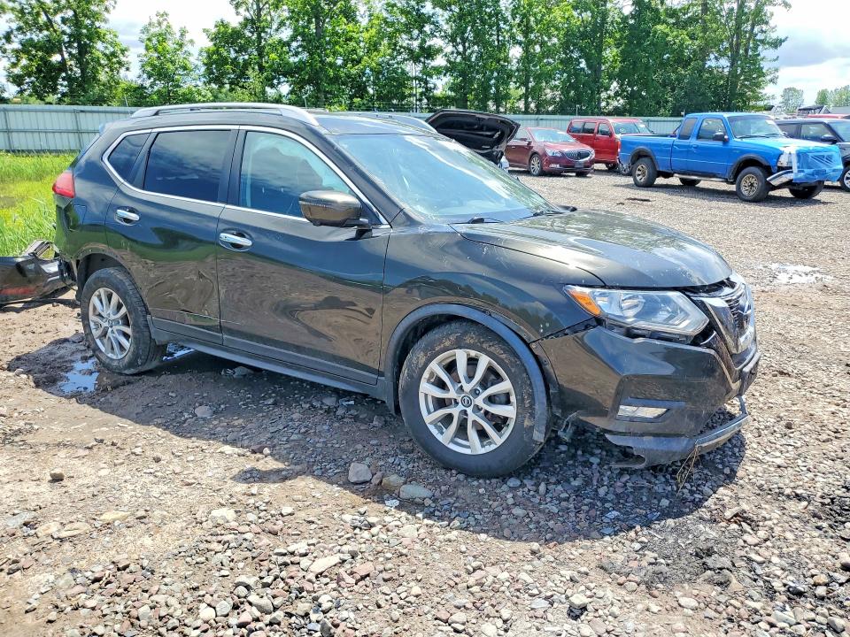 57318436 :رقم المزاد ، KNMAT2MV4HP504874 vin ، 2017 Nissan Rogue مزاد بيع