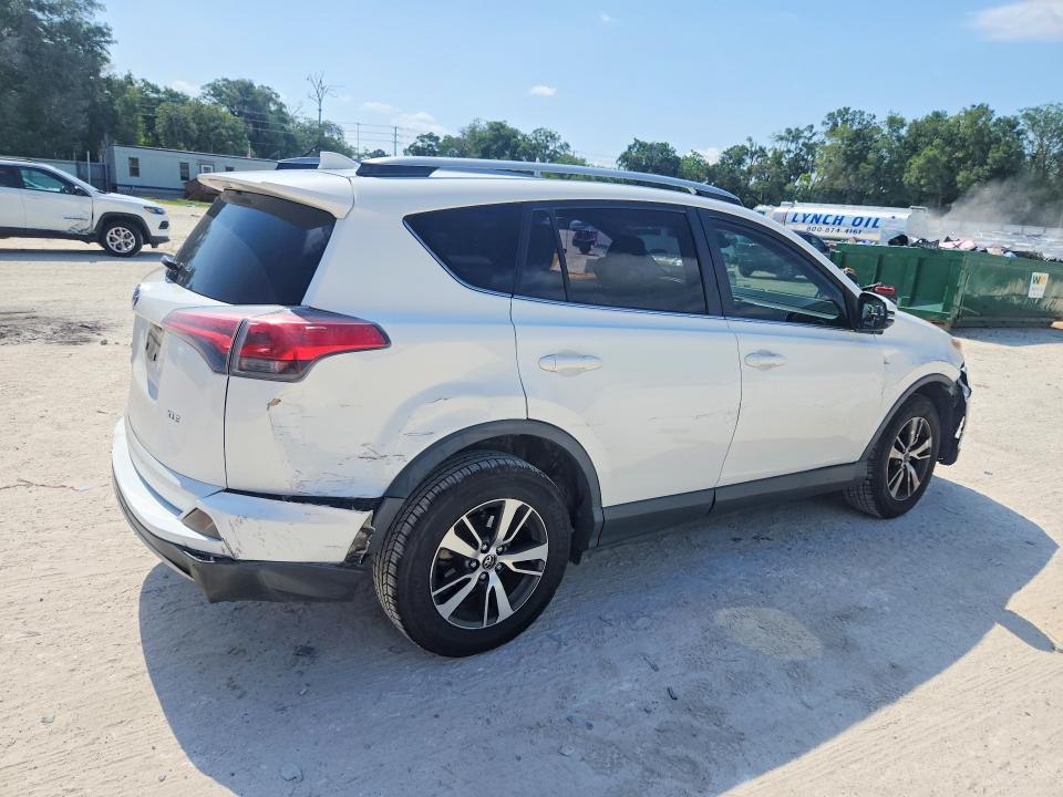 2017 Toyota Rav4 მანქანა იყიდება აუქციონზე, vin: JTMWFREV8HJ708018, აუქციონის ნომერი: 58540176