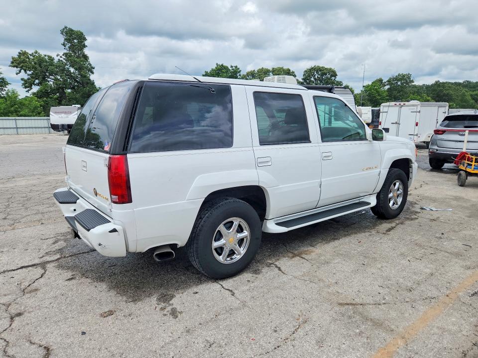2000 Cadillac Escalade მანქანა იყიდება აუქციონზე, vin: 1GYEK13R2YR157420, აუქციონის ნომერი: 56164886