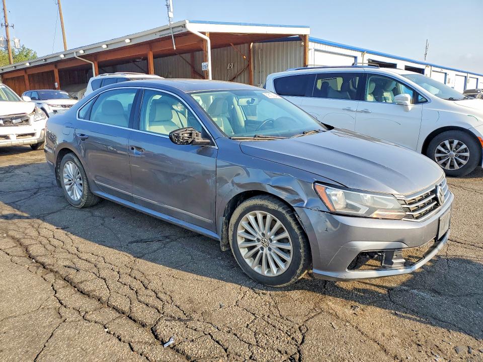 Продаж на аукціоні авто 2016 Volkswagen Passat, vin: 1VWBT7A3XGC035345, номер лоту: 58136846