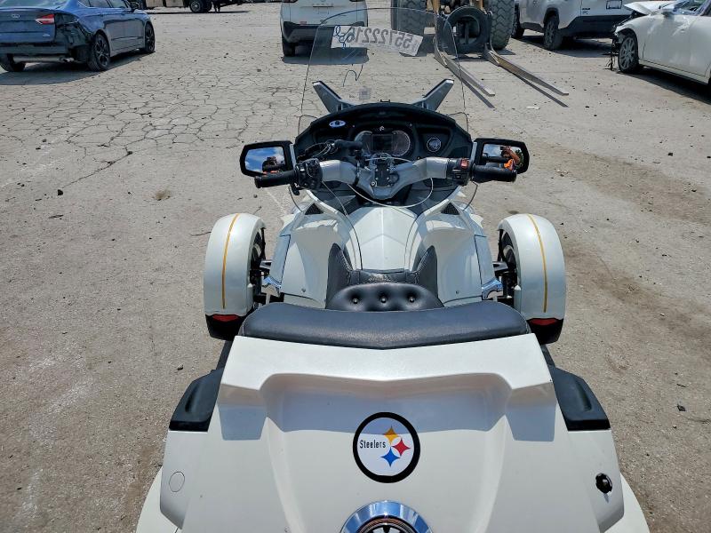 2011 Can-am Spyder Roadster მანქანა იყიდება აუქციონზე, vin: 2BXJBDC10BV001739, აუქციონის ნომერი: 55722216