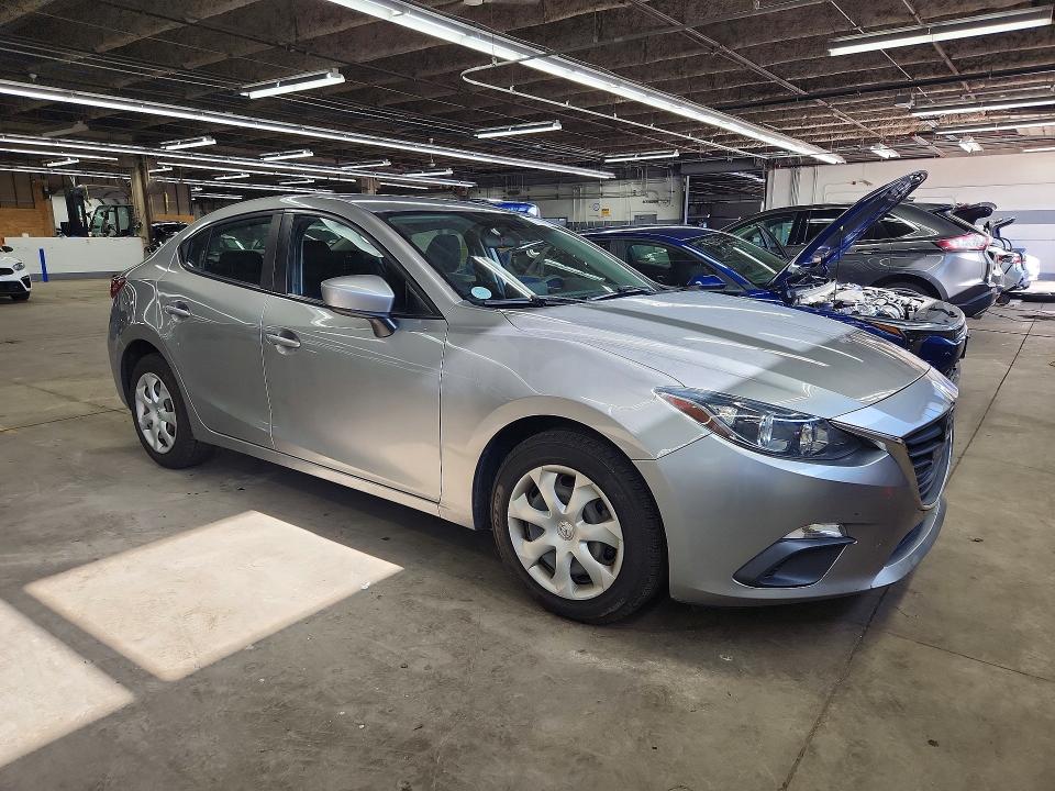 2015 Mazda 3 მანქანა იყიდება აუქციონზე, vin: 3MZBM1U78FM204123, აუქციონის ნომერი: 57215916