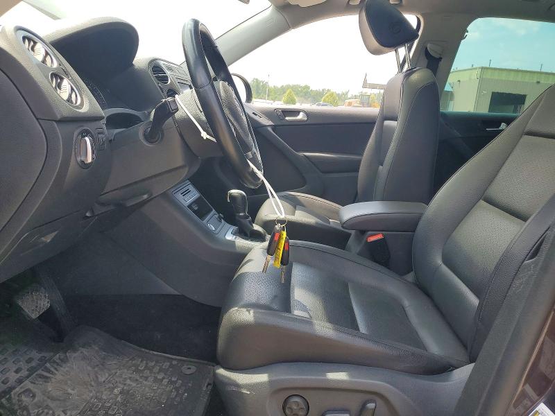 2016 Volkswagen Tiguan მანქანა იყიდება აუქციონზე, vin: WVGBV7AX8GW568465, აუქციონის ნომერი: 55775746