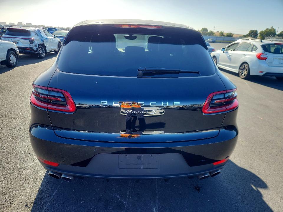 58752756 :رقم المزاد ، WP1AB2A5XGLB50712 vin ، 2016 Porsche Macan مزاد بيع