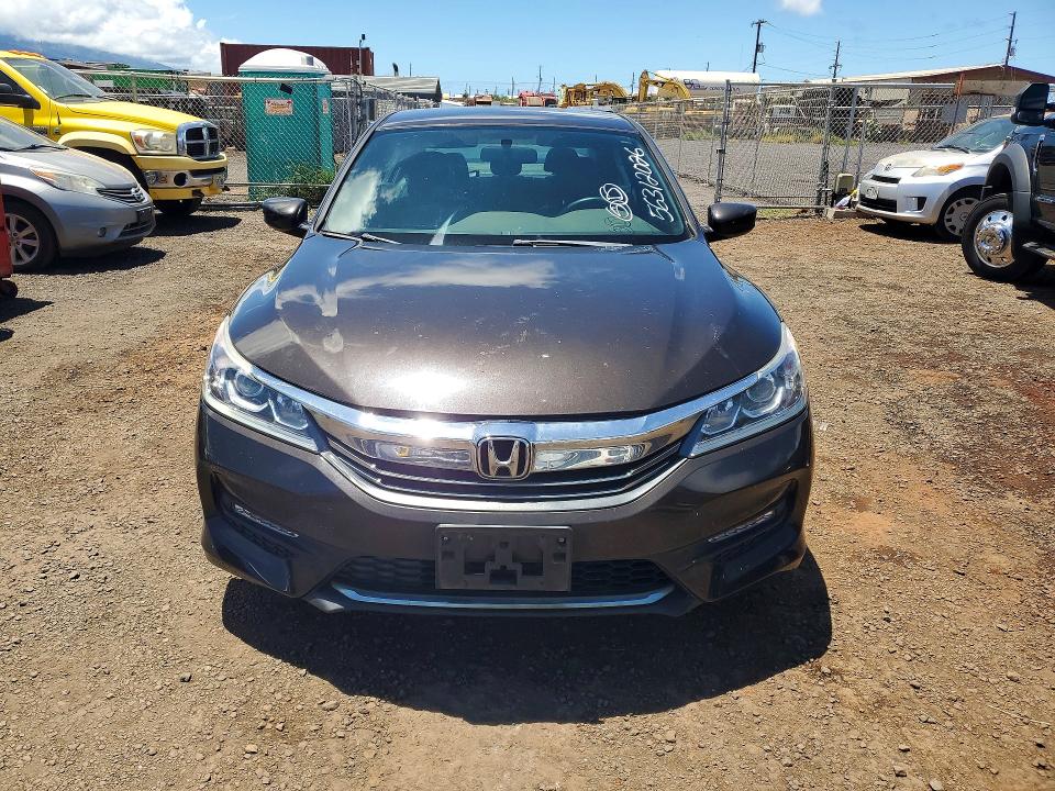 Продаж на аукціоні авто 2017 Honda Accord, vin: 1HGCR2F13HA120865, номер лоту: 56312026