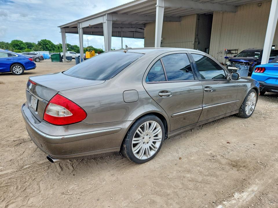 Продажа на аукционе авто 2008 Mercedes-benz E, vin: WDBUF56X88B233284, номер лота: 56736156