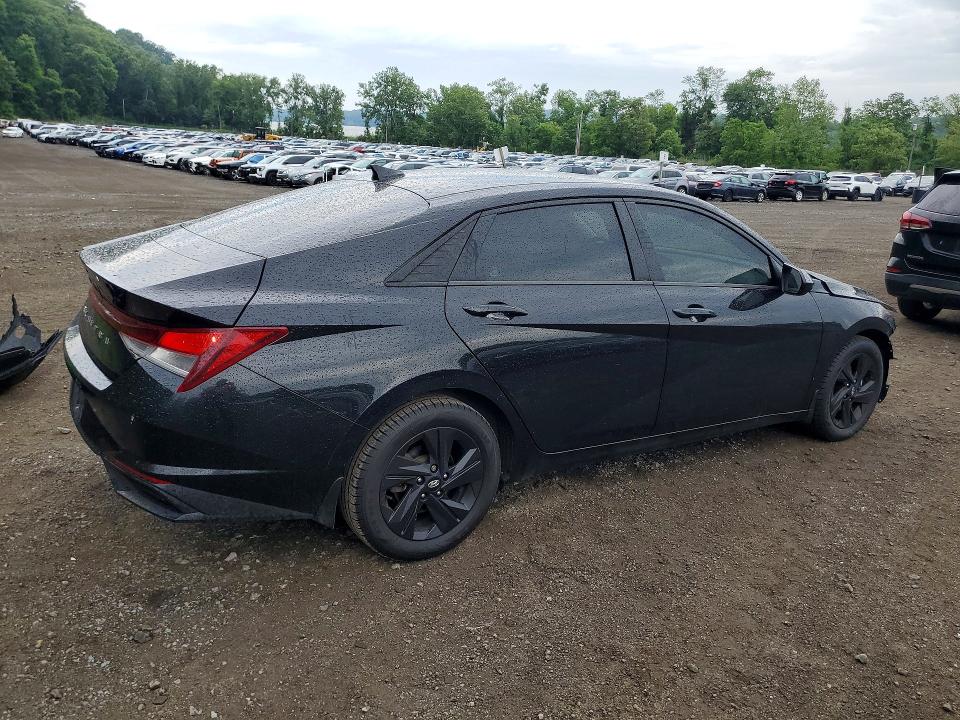 2022 Hyundai Elantra მანქანა იყიდება აუქციონზე, vin: 5NPLM4AG9NH057490, აუქციონის ნომერი: 57375516