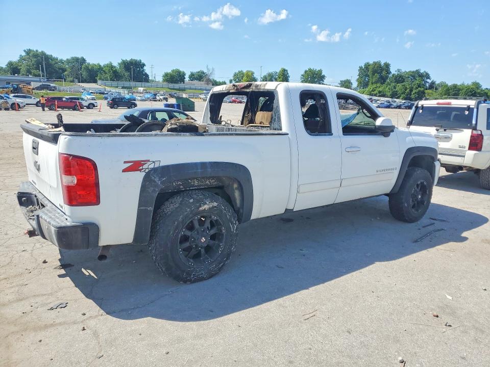 Продаж на аукціоні авто 2008 Chevrolet Silverado, vin: 2GCEK19J981323741, номер лоту: 57074736