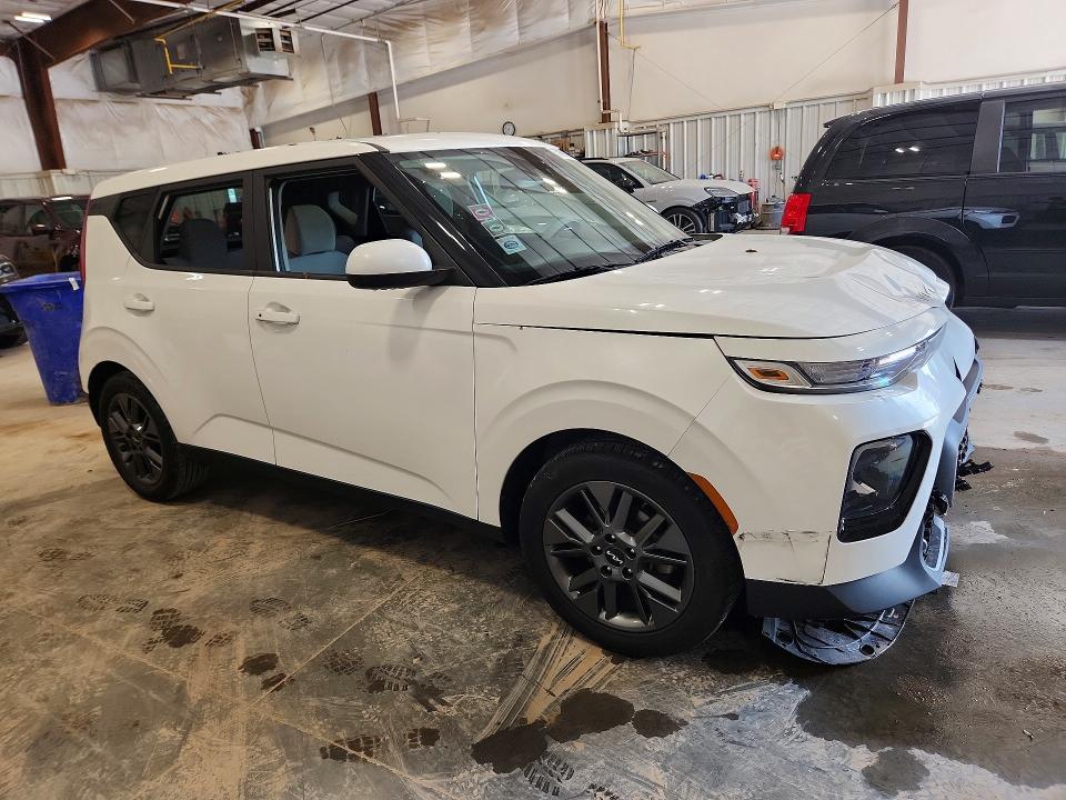 Продажа на аукционе авто 2022 Kia Soul, vin: KNDJ33AU6N7830091, номер лота: 58998856