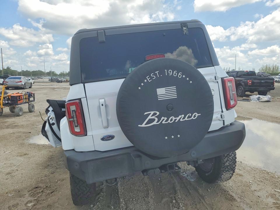 Продаж на аукціоні авто 2022 Ford Bronco, vin: 1FMDE5AH5NLB47582, номер лоту: 57546076