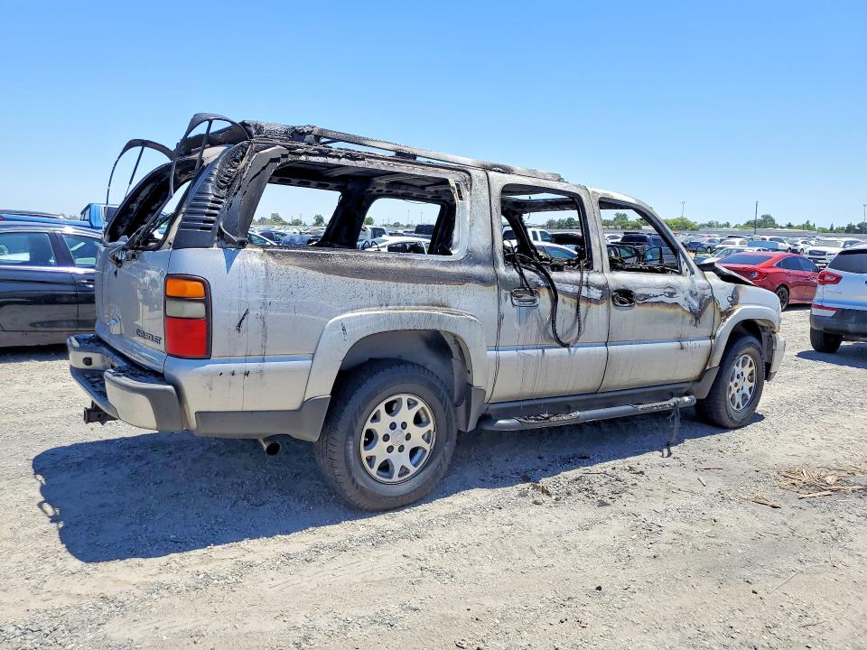 2004 Chevrolet Suburban მანქანა იყიდება აუქციონზე, vin: 3GNFK16T94G305744, აუქციონის ნომერი: 56747126