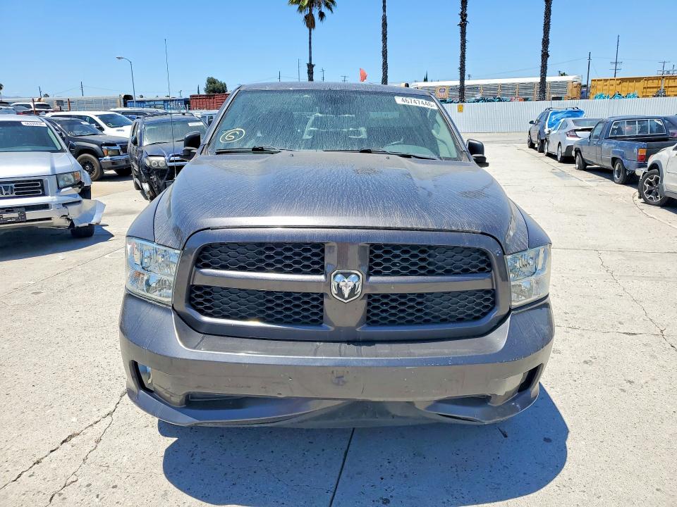 46747446 :رقم المزاد ، 1C6RR6FG1GS414852 vin ، 2016 Ram 1500 مزاد بيع